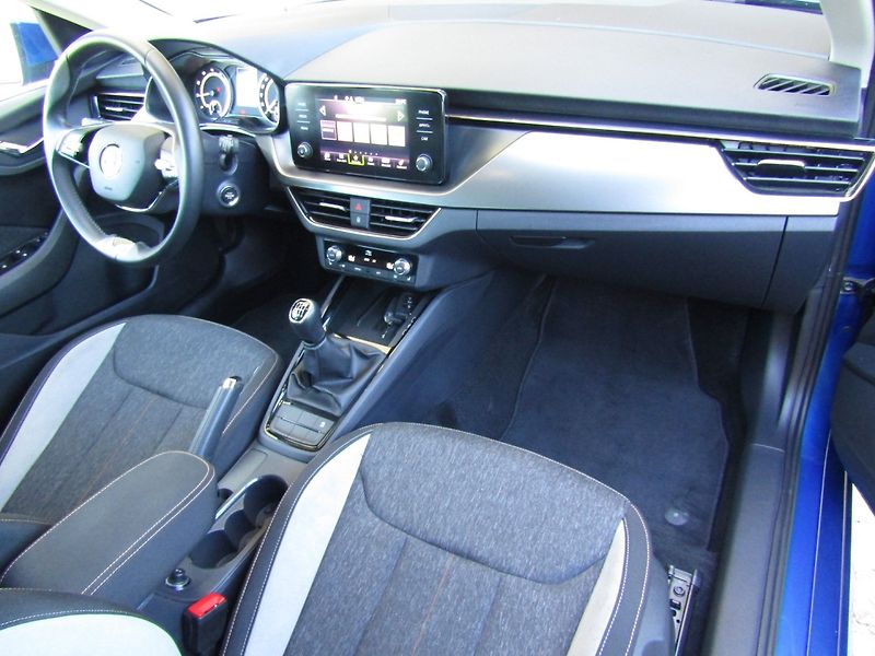 Škoda Kamiq (2023) 1.0 TSI 81kW CZ PŮVOD - fotka 14 z 37