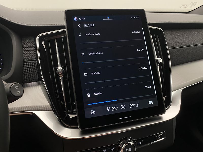 Volvo XC90 (2026) B5 AWD AUT BLACK EDITION PLUS  - fotka 67 z 73