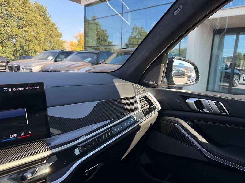 BMW X7 xDrive40d TOP stav - fotka 19 z 40
