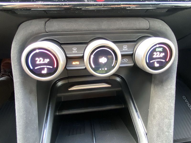 Škoda Kodiaq (2026) 2,0 TDI 142 kW 4x4 DSG Sportli - fotka 10 z 24