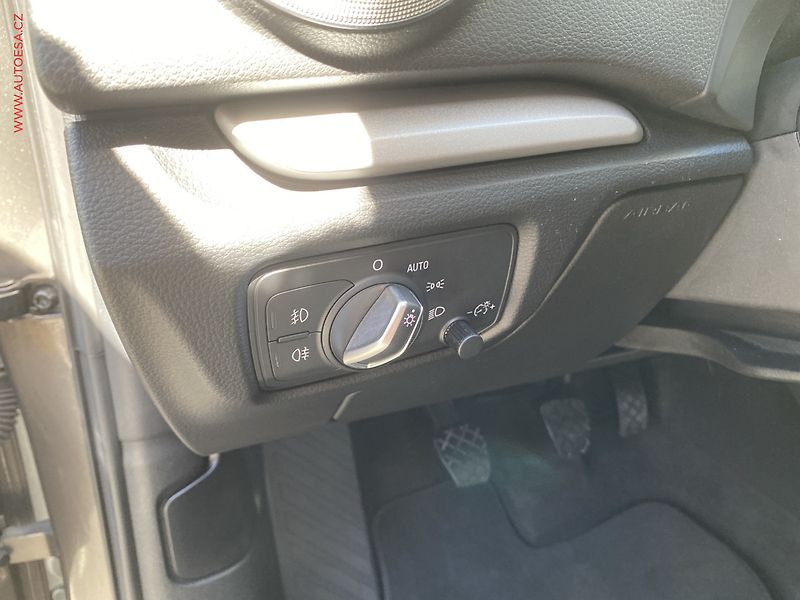 Audi A3 (2016) 1.4TSi SPORTBACK, ČR, AC - fotka 16 z 17