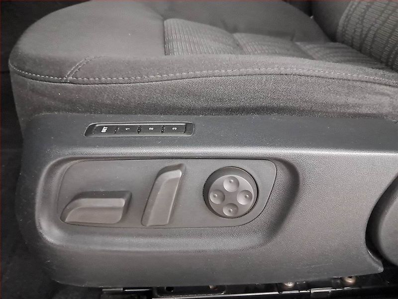 Škoda Octavia (2009) 1.4 TSI, Serv.kniha, Tempomat - fotka 16 z 21