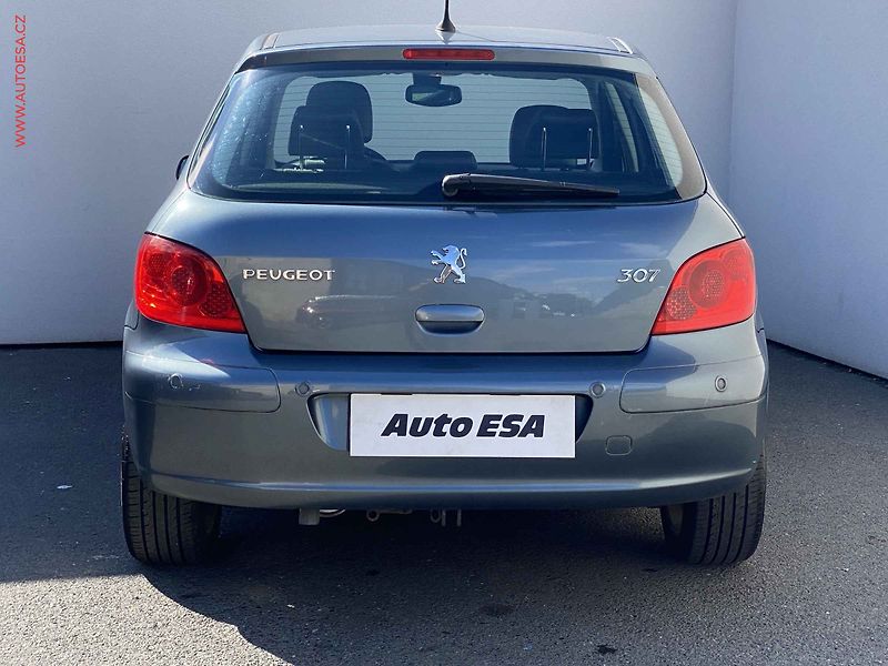 Peugeot 307 (2006) 2.0i, Digi.klima - fotka 5 z 15