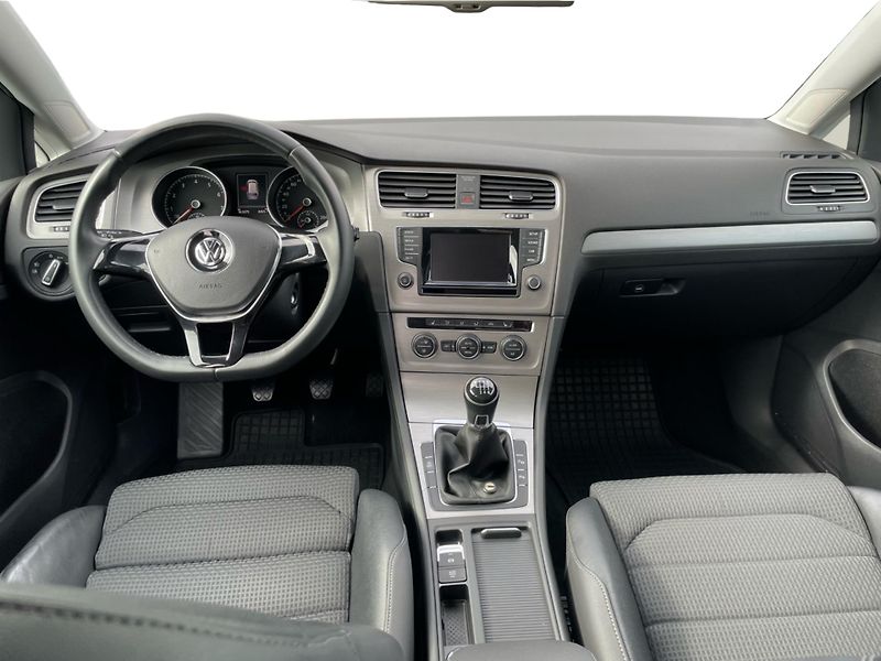 Volkswagen Golf Variant 1.2 TSi COMFORTLINE - fotka 5 z 27