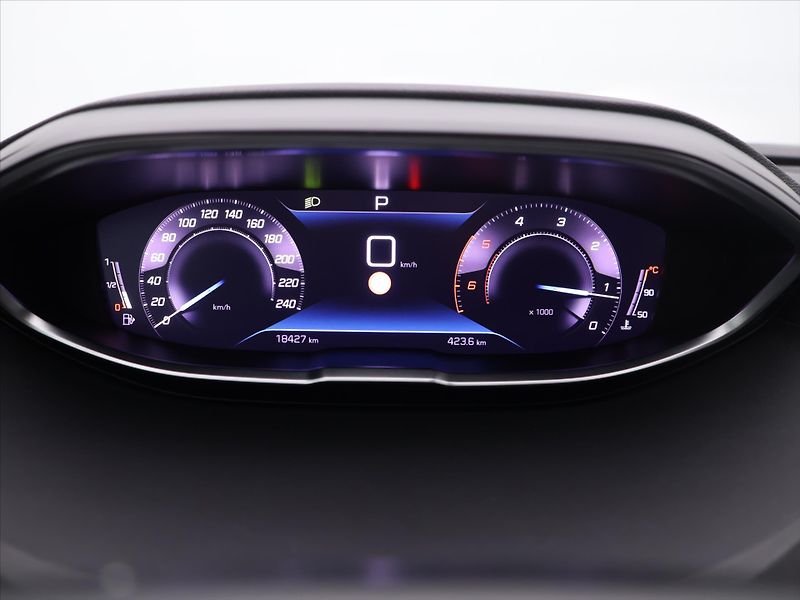 Peugeot 5008 1,5 HDi 130k Aut CZ 7-Míst DPH - fotka 18 z 30
