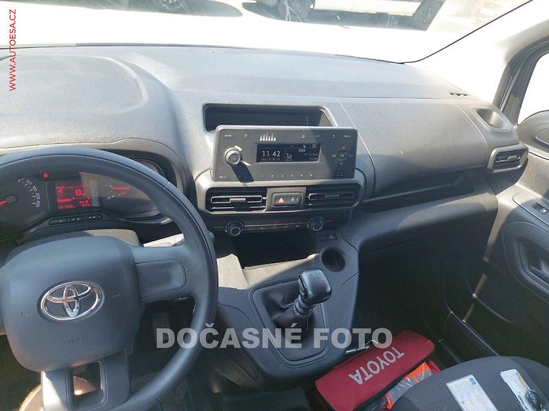 Toyota ProAce City (2022) 1.5D-4D MAXi, 1.maj,ČR, AC - fotka 5 z 7