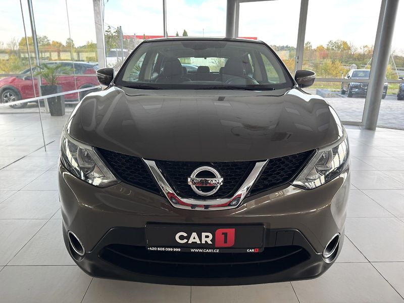 Nissan Qashqai 1,2DIG-T*Navi*Kamera*Tažné*ČR - fotka 3 z 32