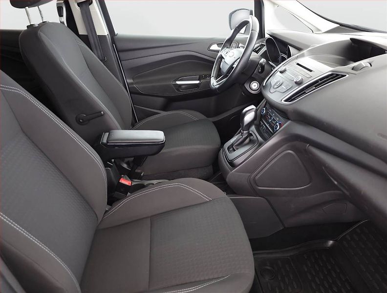 Ford Grand C-MAX (2020) 1.5 TDCi, Automat, 7 míst - fotka 7 z 18