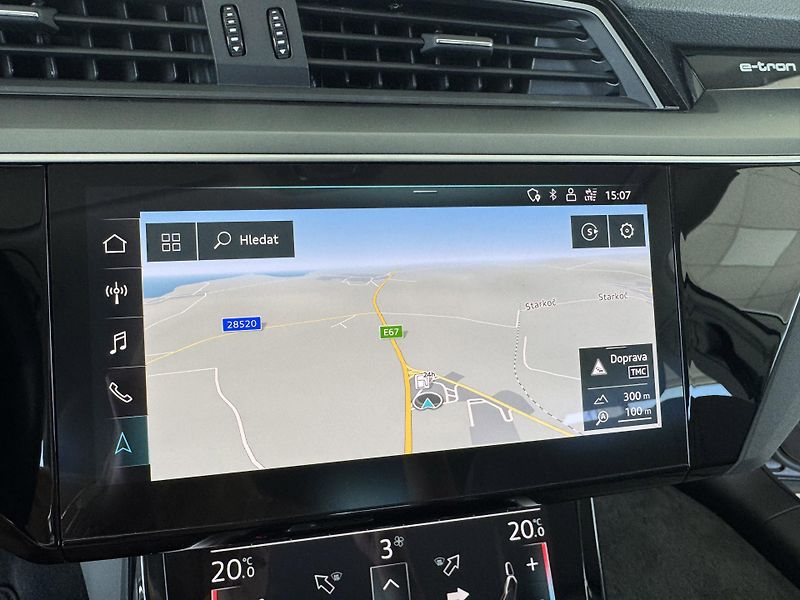 Audi e-tron 55 Quattro*300kW*NočníVidění - fotka 19 z 35