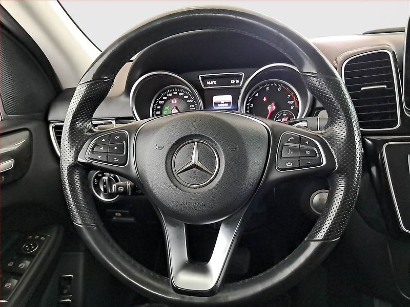 Mercedes-Benz GLE (2016) 400 - fotka 18 z 25