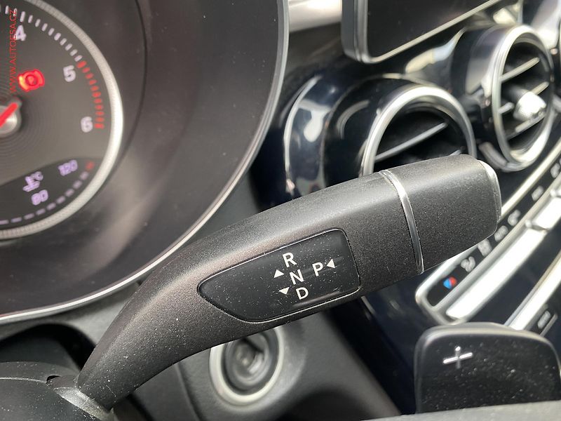 Mercedes-Benz Třídy C (2016) 2.2CDi, AT, park. kamera - fotka 17 z 22