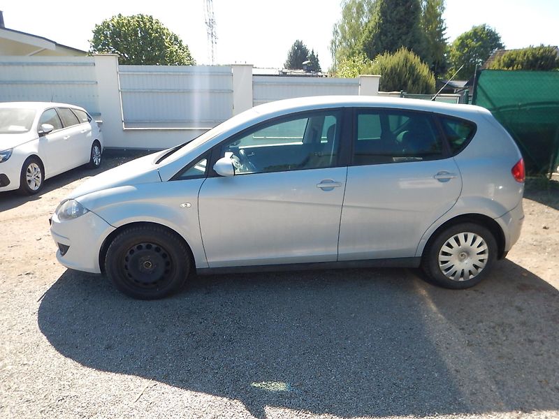 Seat Altea XL 1.9 TDI, KLIMA - fotka 6 z 23