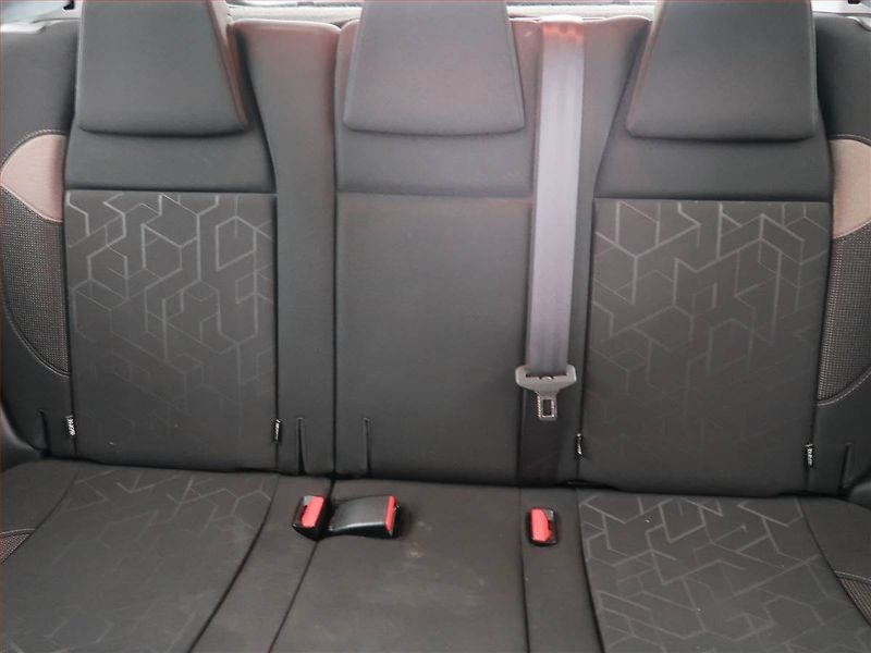 Peugeot 2008 (2014) 1.2 VTi, ČR,1.maj, Tempomat - fotka 10 z 19