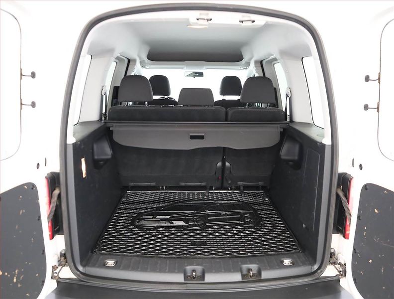 Volkswagen Caddy (2020) 2.0 TDI, 5Míst, ČR, DPH - fotka 15 z 15