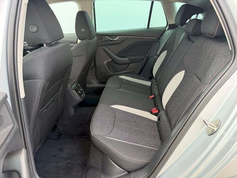 Škoda Scala (2025) 1.0TSI 85kW DSG Top Selection - fotka 25 z 35