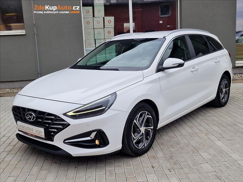 Hyundai i30 1.0 T-GDI Comfort,ČR,1.Maj. - fotka 1 z 49