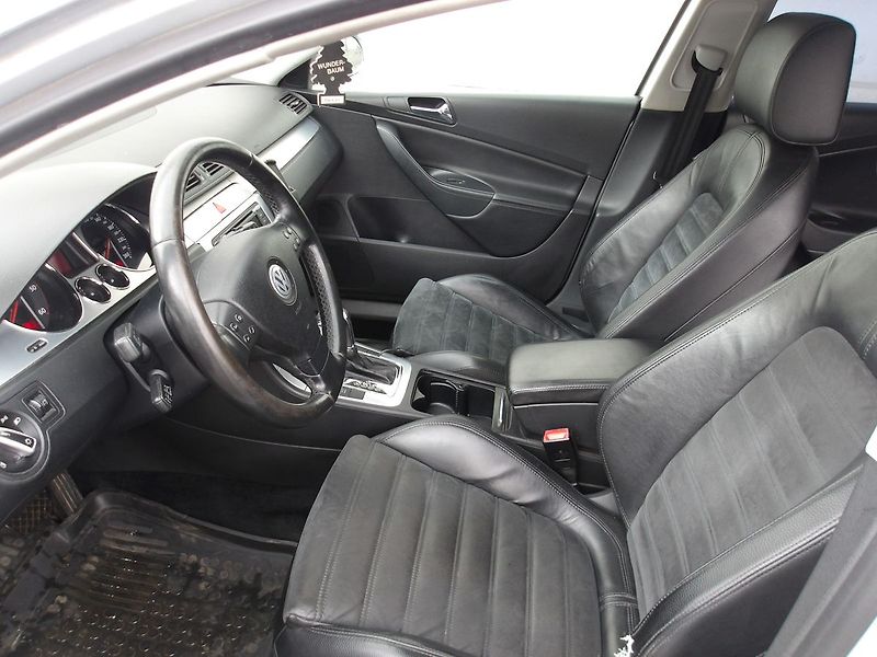 Volkswagen Passat 2,0TDi 125kW Na OPRAVU !!! - fotka 16 z 29