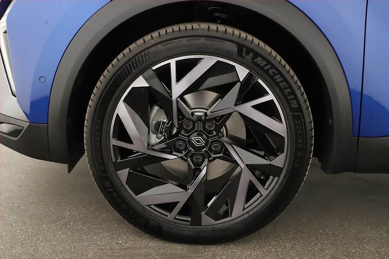 Renault Symbioz (2025) E-Tech Full Hybrid - fotka 13 z 21