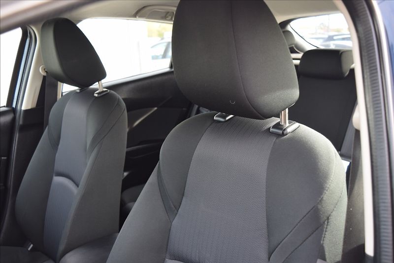 Mazda 3 1,5 74KW SKYAKTIV-G ALU KLIMA - fotka 21 z 38