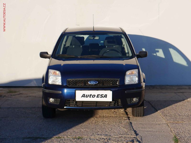 Ford Fusion (2003) 1.4 16V, AC, tažné - fotka 2 z 15