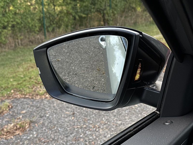 Škoda Karoq 1.5TSi DSG 150PS Sportline Mat - fotka 8 z 46