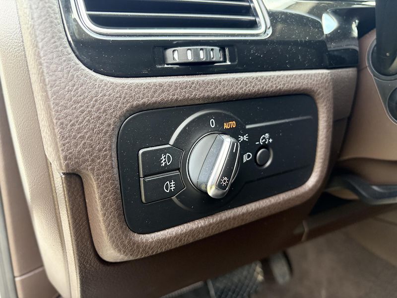 Volkswagen Touareg 3.0TDI V6 DSG 4x4 VZDUCH - fotka 16 z 56