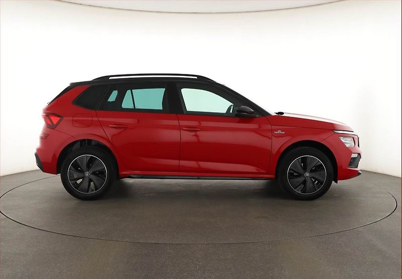 Škoda Kamiq (2026) 1.0 TSI, MONTE CARLO, KAMERA - fotka 6 z 17