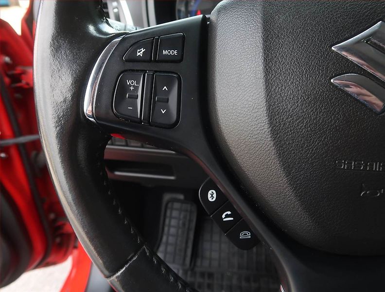 Suzuki Baleno (2017) 1.2 DualJet, Serv.kniha - fotka 15 z 16