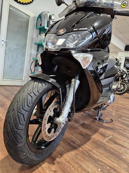 Gilera Runner VXR 200 (2008) - fotka 10 z 20