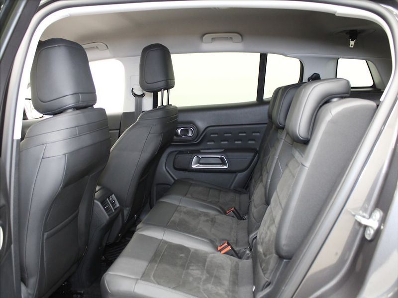 Citroën C5 Aircross 1,5 HDi 96kW AT VÝPRODEJ! - fotka 7 z 26