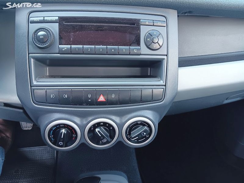 Smart Forfour 1.5CDI 70kW Diesel - fotka 16 z 23