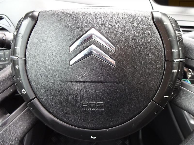 Citroën C4 Picasso 1,6HDI 80kW - fotka 34 z 44