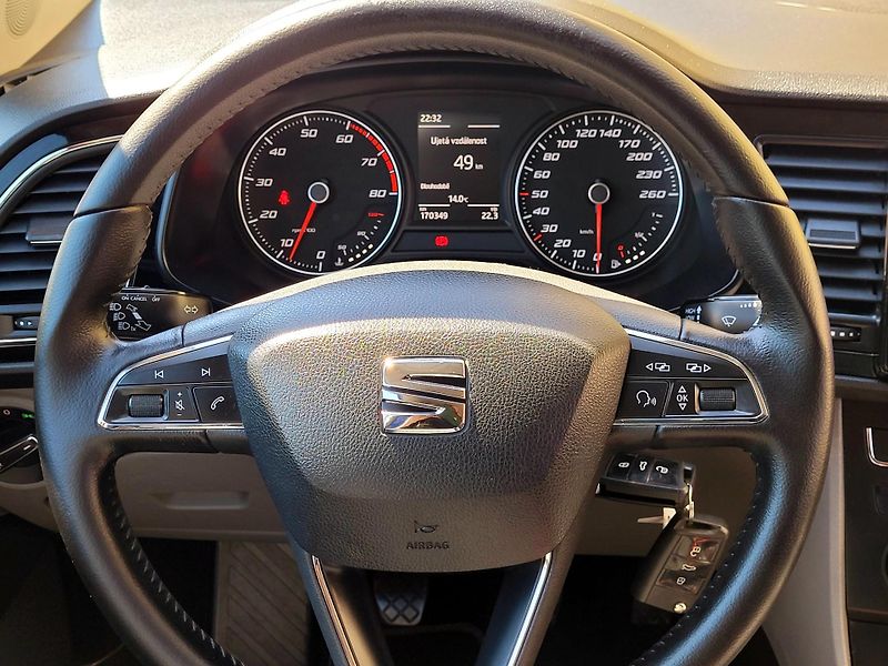 Seat Leon 1,2TSi Style po SERVISE - fotka 41 z 49