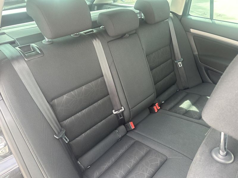 Škoda Octavia (2012) 1.2TSI DSG - fotka 18 z 25