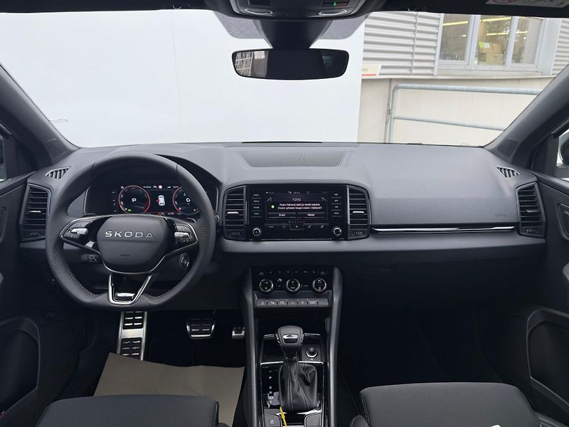 Škoda Karoq Sportline 1,5 TSI 110 kW DSG - fotka 5 z 25