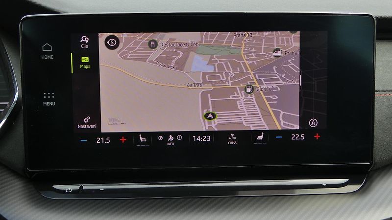 Škoda Octavia 2.0 TSI 180kW DSG RS - fotka 15 z 27