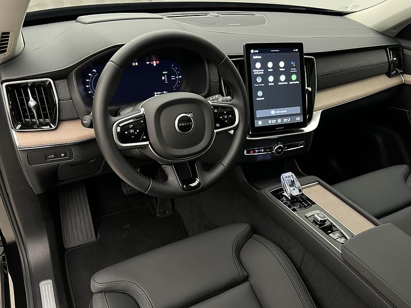 Volvo XC90 T8 AWD RECHARGE PLUS DARK AUT - fotka 4 z 48