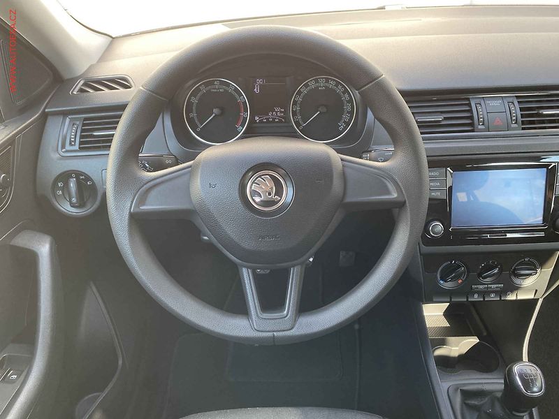 Škoda Rapid (2018) 1.0 TSi, STK5/28 - fotka 11 z 16