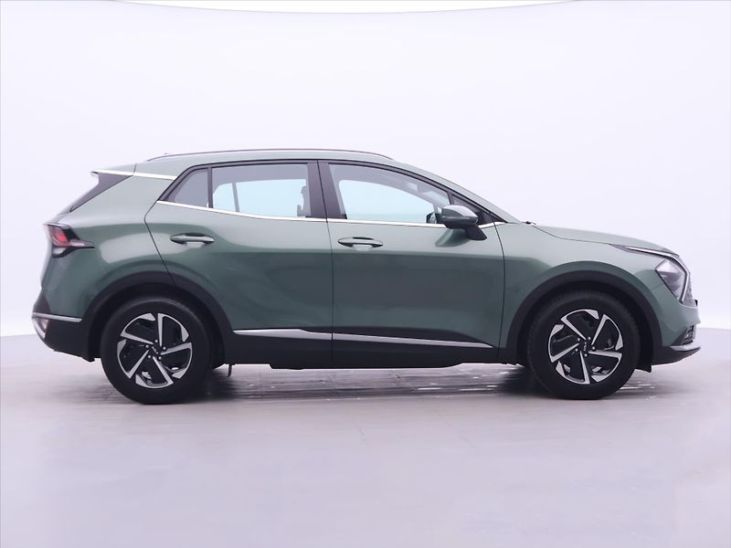 Kia Sportage 1,6 T-GDI 110kW AWD CZ DPH - fotka 8 z 32