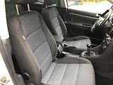 Volkswagen Golf Variant (2011) 2,0TDi STYLE nez. rezervace - náhled 38