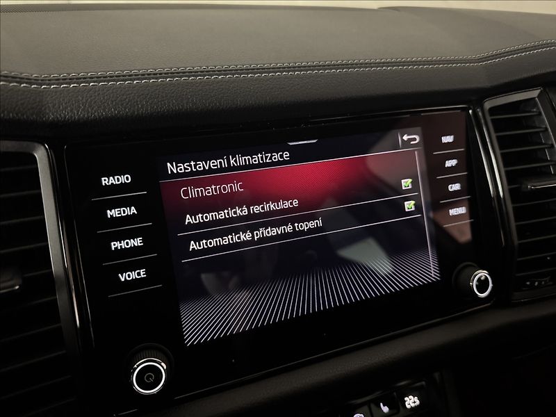 Škoda Kodiaq 2,0 TDi  DSG Sportline Virtual - fotka 39 z 50