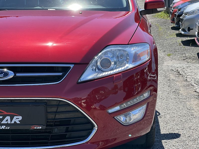 Ford Mondeo Titanium 2.2TDCi 147kw KAMERA - fotka 37 z 41