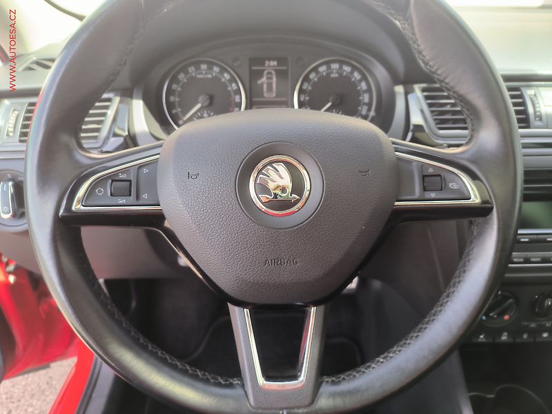 Škoda Rapid (2014) 1.6 TDi, Sport, panor - fotka 13 z 17