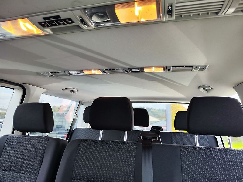Volkswagen Caravelle 2.0TDI/110kW DSG trend 9míst - fotka 10 z 25