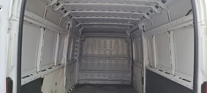 Fiat Ducato (2010) 2.3JTD KLIMA L3H2 - fotka 22 z 23