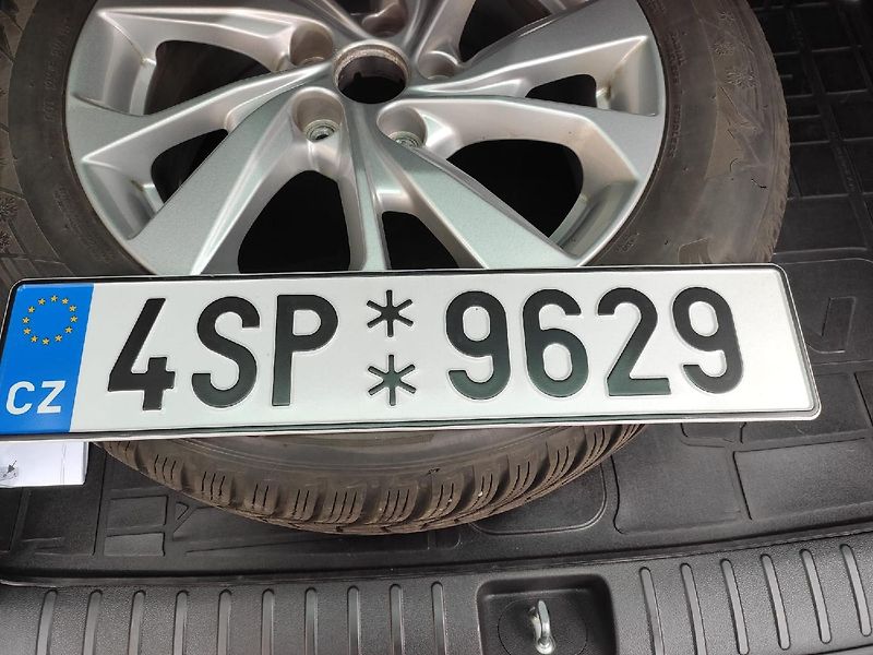 Hyundai Tucson (2019) 1.6 GDI 177k MAN6 TZ, zimáky - fotka 33 z 35