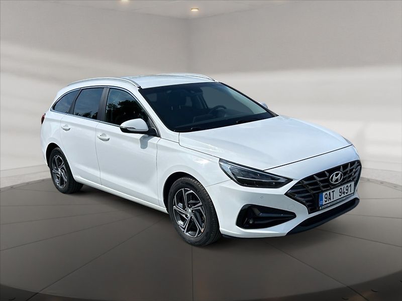 Hyundai i30 1,0 TGDI 120 Smart - fotka 1 z 11