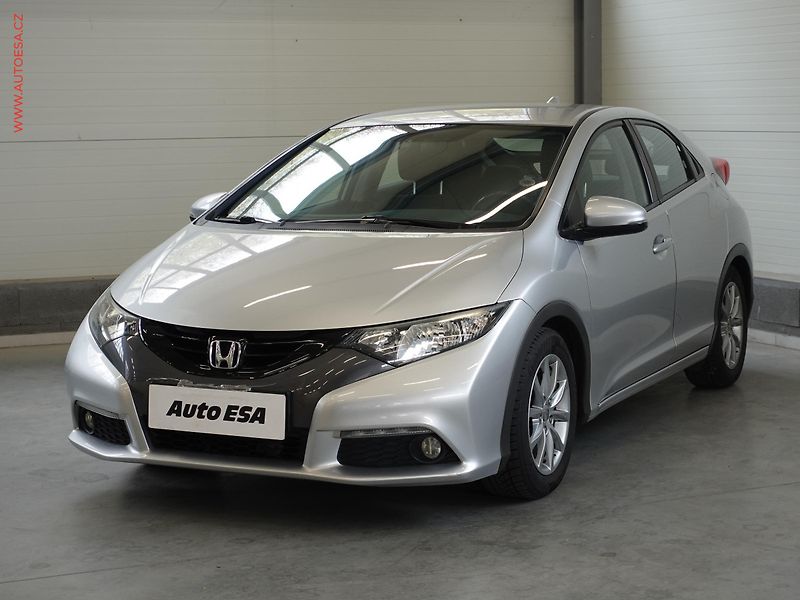 Honda Civic (2012) 1.4i, servis.kniha - fotka 3 z 21