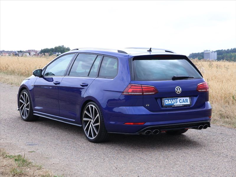 Volkswagen Golf R 2,0 TSI 228kW 4M DSG Virtual - fotka 5 z 37