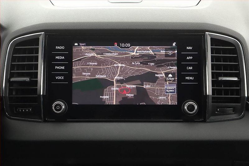 Škoda Karoq (2019) Sportline 2.0 TDI - fotka 10 z 21